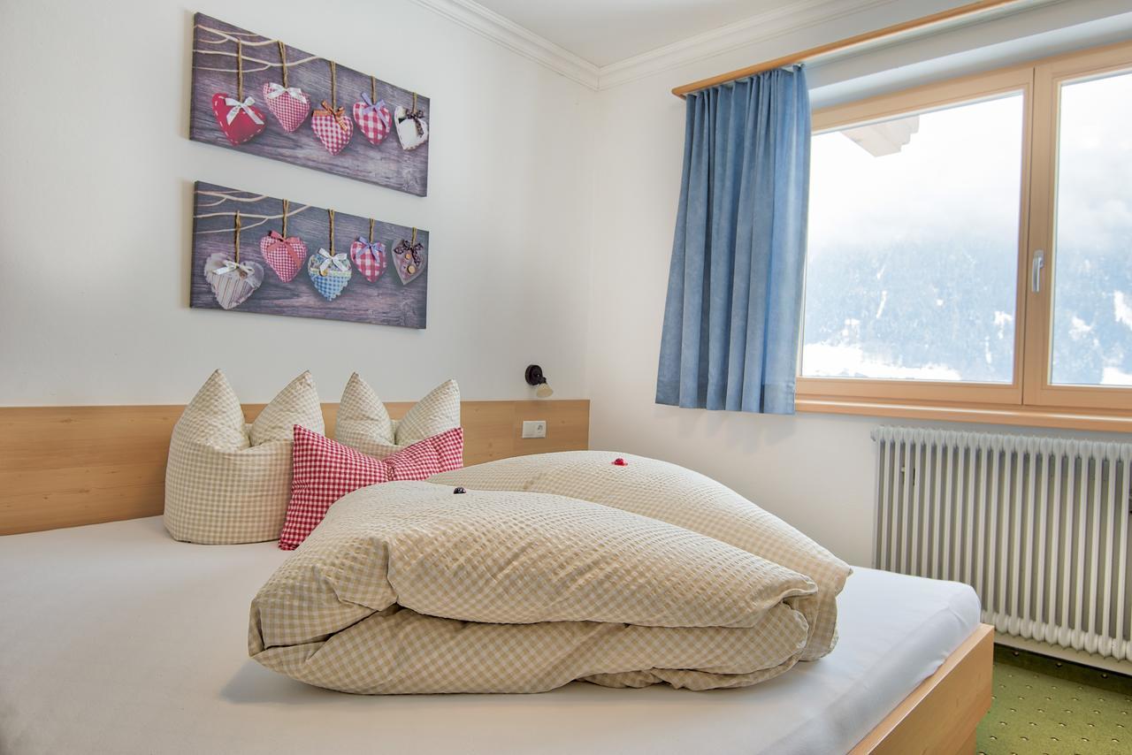 Haus Fernblick Hotel Neustift im Stubaital Exterior photo